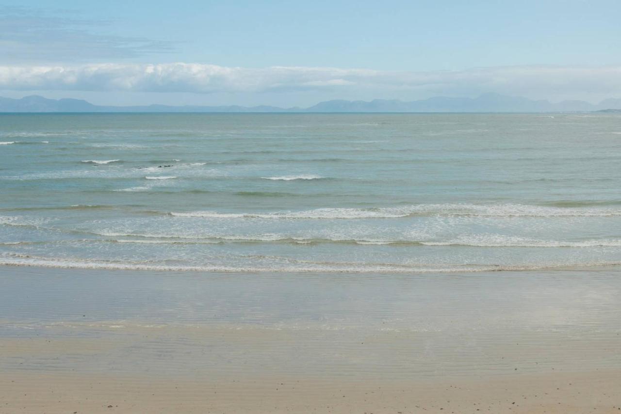 斯特兰德Luxurious Beach Front公寓 外观 照片